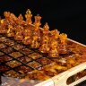 Складной шахматный ларец «Классик» с фигурами из янтаря