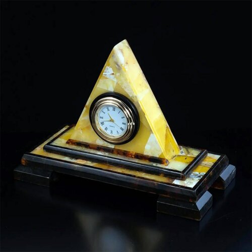 Кабинетные часы из янтаря «Пирамида» для рабочего стола