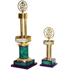 Корпоративные сувениры на день финансиста «Успех» — промо стелла из малахита