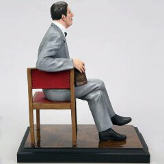 Сувенирная фигурка «Арно Бабаджанян» из искусственного камня