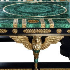 Большой стол обеденный «Император» из натурального малахита для стильного интерьера