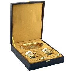 Набор для кофе «Нефрит» с двумя позолоченными чашками на подносе