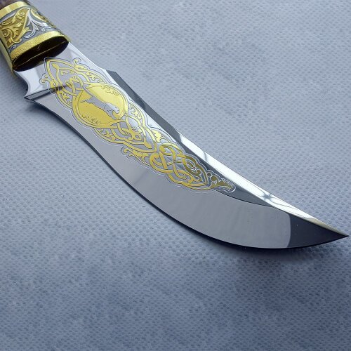 Подарочный нож «Охотник» с позолоченным клинком