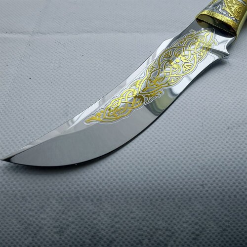 Подарочный нож «Охотник» с позолоченным клинком