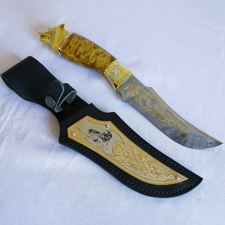 Подарочный нож «Одинокий волк» с дамасским клинком