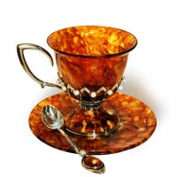 Чайная чашка из янтаря «Императрица» с жемчугом
