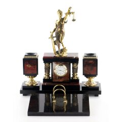 Письменный набор с часами и фигуркой «Фемида» из камня яшма в подарок юристу