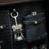 Подарочный набор для пикника «Охота» в кожаном чемодане