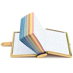 Священная книга «Коран» в подарочном футляре