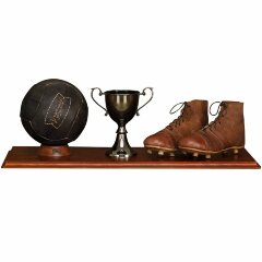 Интерьерный сувенир «Неаполь» (мяч, бутсы, кубок) на подставке