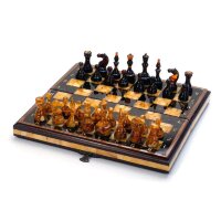 Деревянные складные шахматы «Антик» с фигурами из янтаря