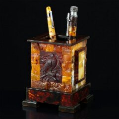 Сувениная подставка для ручек «STATUS» из янтаря