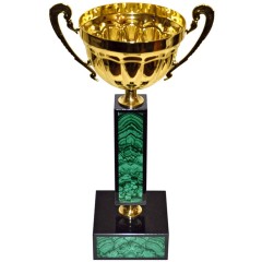 Спортивный кубок из малахита «Награда» в подарок сотрудникам за достижение особой цели