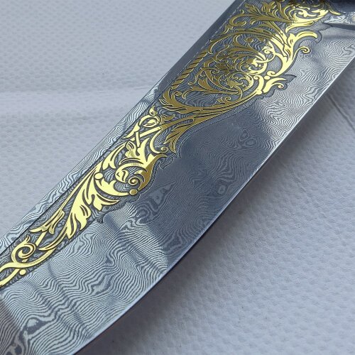 Подарочный нож «Пантера» с дамасским клинком в кожаном чехле