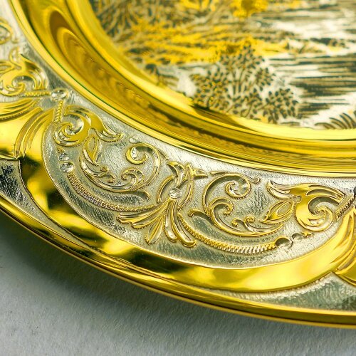 Декоративная тарелка «Природа Урала» в подарочном футляре