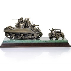 Бронзовая диорама «Лёгкая рота» (Франция 1944 г.)