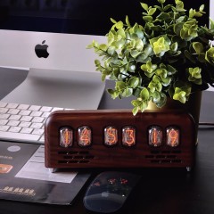 Ламповые часы «Атмосфера» ИН-12 (ясень термической обработки) в стиле радио СССР