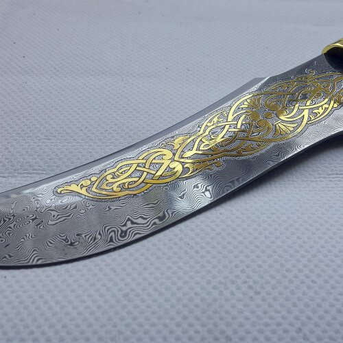 Сувенирный нож «Пантера» с дамасским клинком в кожаном чехле