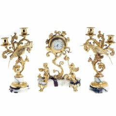 Позолоченные часы из бронзы «Колибри» с канделябрами на натуральном камне (мрамор)