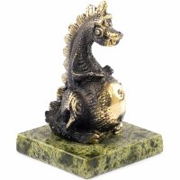 Бронзовая фигурка «Пузатый дракон» на камне — как символ Нового 2024 года