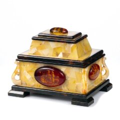 Подарочная шкатулка «Парусник» из натурального янтаря