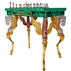 Шахматный стол «Малахит» с бронзовыми фигурами в подарок мужчине