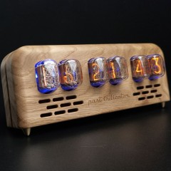 Ламповые часы «Атмосфера» (ИН-12) из дуба в стиле радио СССР с будильником