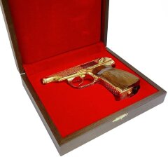 Сувенирный пистолет «Подарочный»