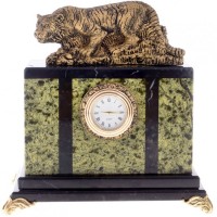Настольные часы с фигуркой «Амурский тигр» — как символ 2022 года и новогодний сувенир с доставкой по России