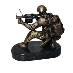Бронзовая статуэтка «Спецназовец с гранатометом» на камне