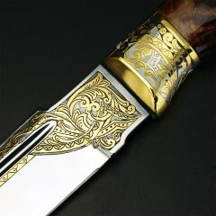 Подарочный нож «Сокол» с рукоятью в виде головы птицы в подарок охотнику