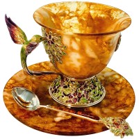 Чайная чашка из янтаря «Колибри»