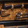 Подарочный набор для пикника «Хозяин леса» в кожаном чемодане