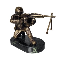 Бронзовая статуэтка «Спецназовец с пулеметом» в подарок брату на мужской праздник 23 февраля