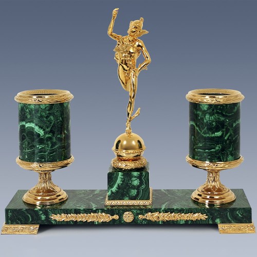 Настольный сувенир «Гермес» из малахита в подарок бизнесмену