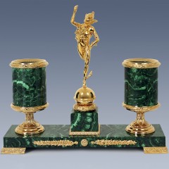 Настольный сувенир «Гермес» из малахита в подарок бизнесмену