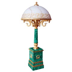 Настольная лампа из малахита «LUCIA» в подарок начальнику для интерьера кабинета