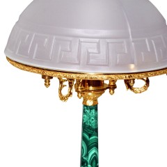 Настольная лампа из малахита «LUCIA» в подарок начальнику для интерьера кабинета