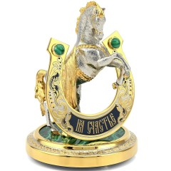 Статуэтка лошадь с подковой «На счастье» на малахите — отличный подарок подруге на новоселье