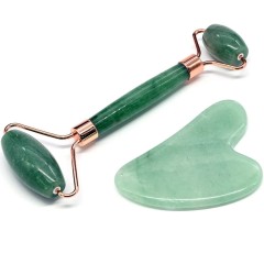 Массажер «Гуаша» из зелёного авантюрина в подарок женщине