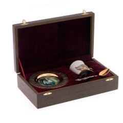 Подарочная кофейная пара «Лебедь» из фарфора в подарок женщине