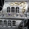 Серебряный корабль «Жемчужина» из морской раковины наутилус