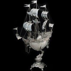 Серебряный корабль «Орион» из морской раковины NAUTILUS