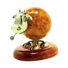 Сувенирная статуэтка из янтаря «Корова»
