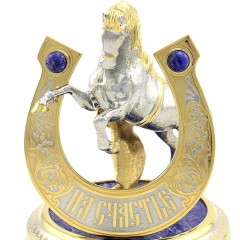 Статуэтка конь с подковой «На счастье» на чароите в подарок девочке