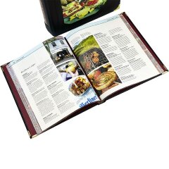 Подарочная книга «Лучшие кулинарные путешествия. Лучшие блюда и рестораны мира» в кожаном переплёте