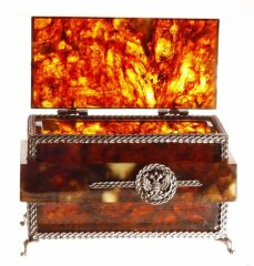 Шкатулка из янтаря «Государь»