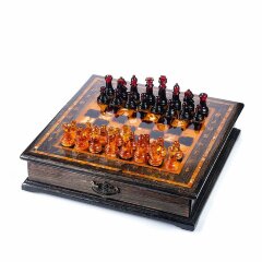 Деревянный шахматный ларец «Имперский» из янтаря с фигурами