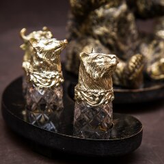 Подставка для бутылки «Мишка» с рюмками перевёртышами