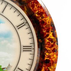 Настенные часы из янтаря «Кафедральный собор» для рабочего кабинета